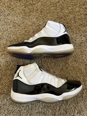 Air Jordan 11 Retro Concord Style Sneakers in White and Black